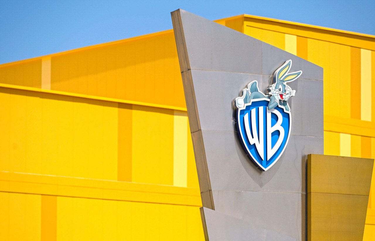 ssha-warner-bros-otklonila-sliyanie-s-paramount-skydance
