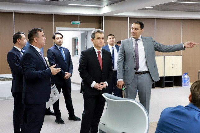 uzbekistan-na-forume-tsifrovoi-tadzhikistan-2025-v-dushanbe